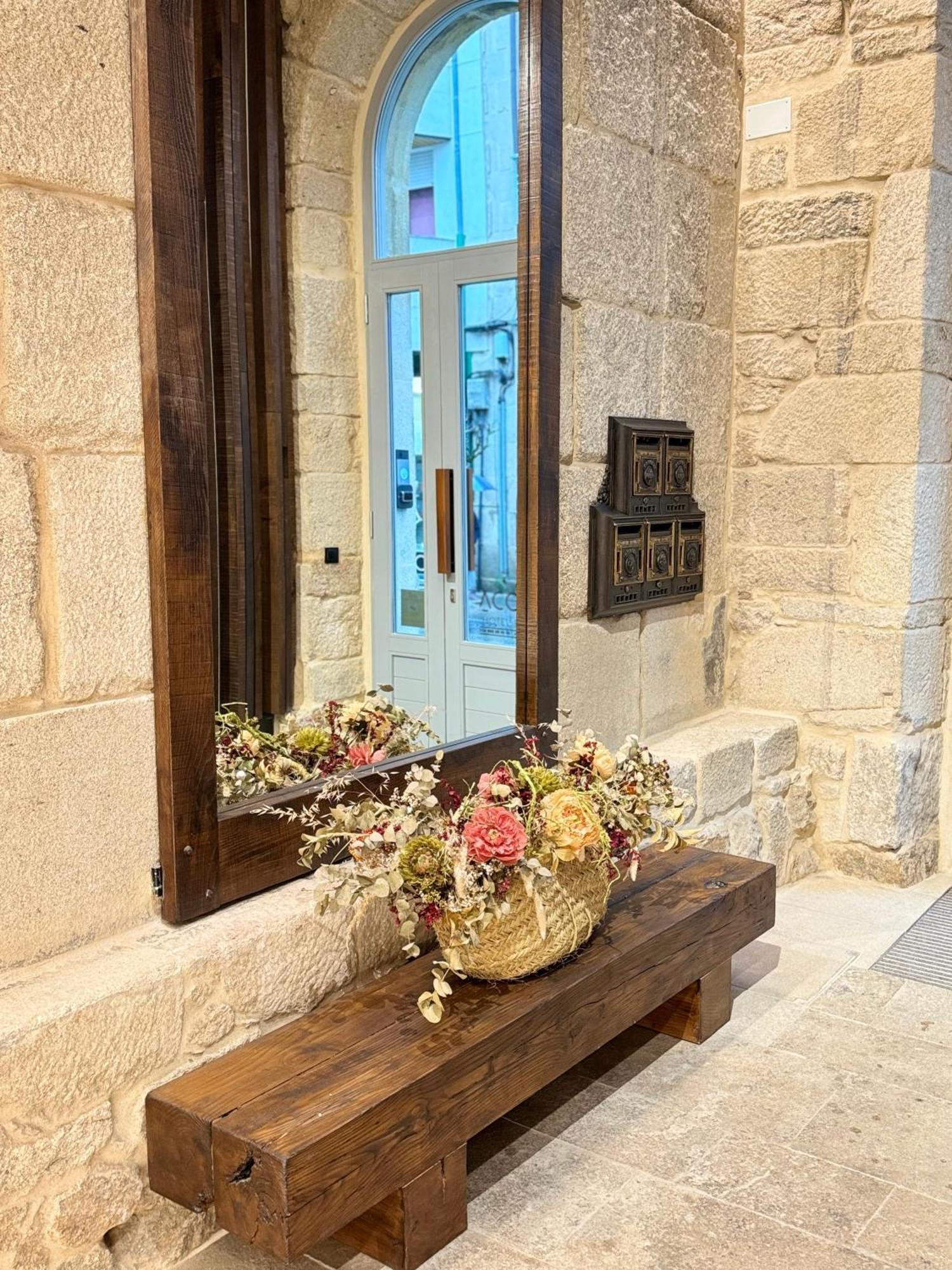 Acouga Hotel Boutique Celanova Exterior photo